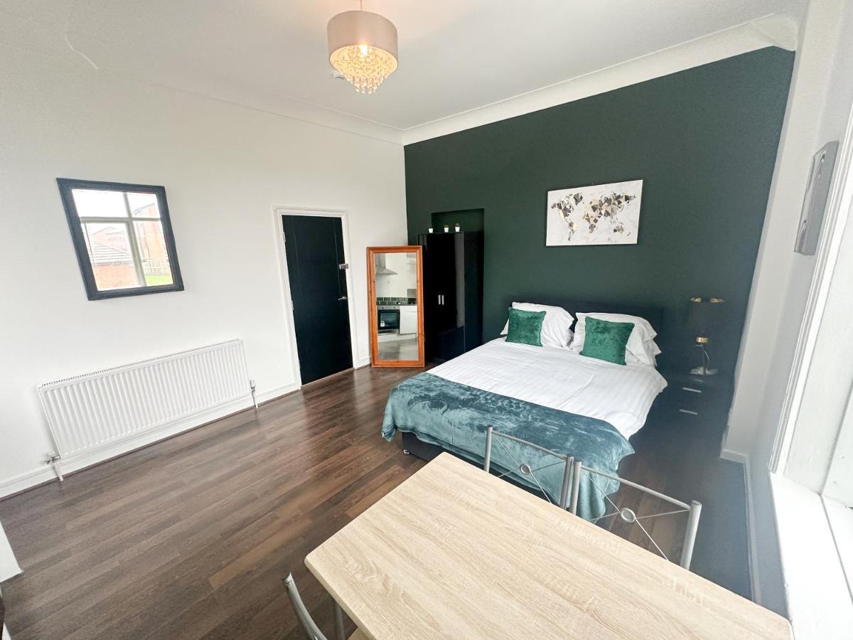 The Valley Inn Liverpool Extérieur photo